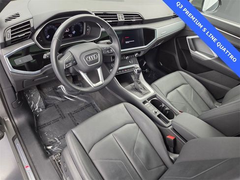 Used 2022 Audi Q3 2.0T Premium w/ Convenience Package image 27