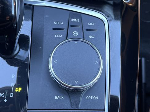 Used 2025 BMW X4 xDrive30i image 8