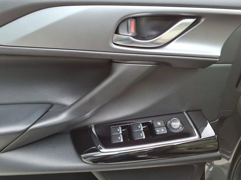 Used 2023 MAZDA CX-9 Touring Plus image 11