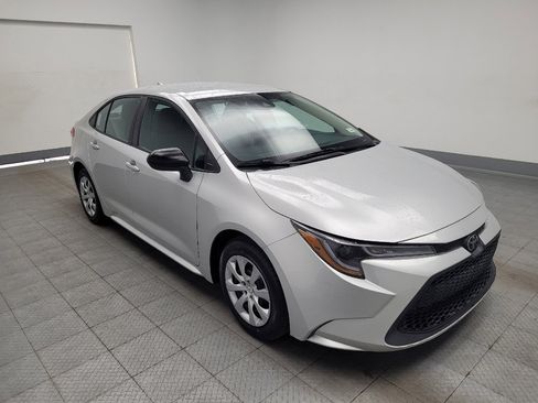 Used 2021 Toyota Corolla LE FWD image 13