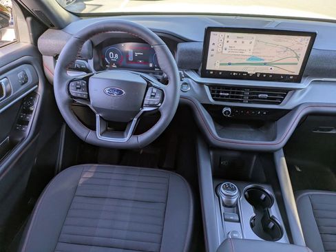 New 2026 Ford Explorer ST-Line w/ ST-Line Street Pack image 21