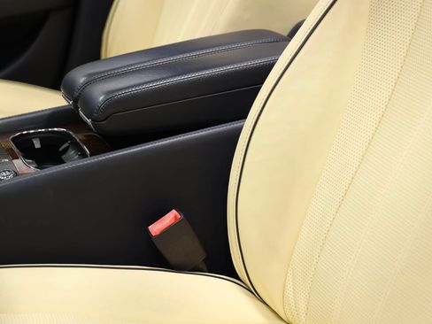 Used 2015 Bentley Flying Spur V8 AWD/4WD image 19