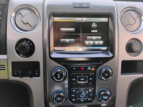 Used 2014 Ford F150 FX4 w/ Equipment Group 402A Luxury image 17