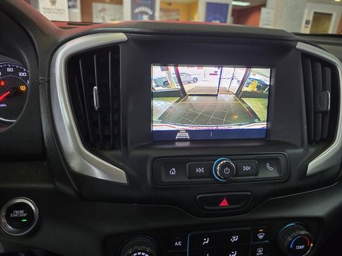 Used 2020 GMC Terrain SLE image 20