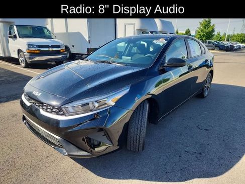 Used 2024 Kia Forte LXS FWD image 3
