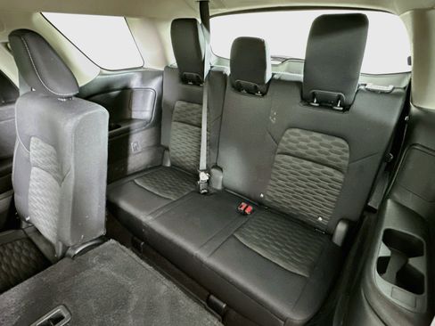 Used 2023 Nissan Pathfinder S AWD/4WD image 28