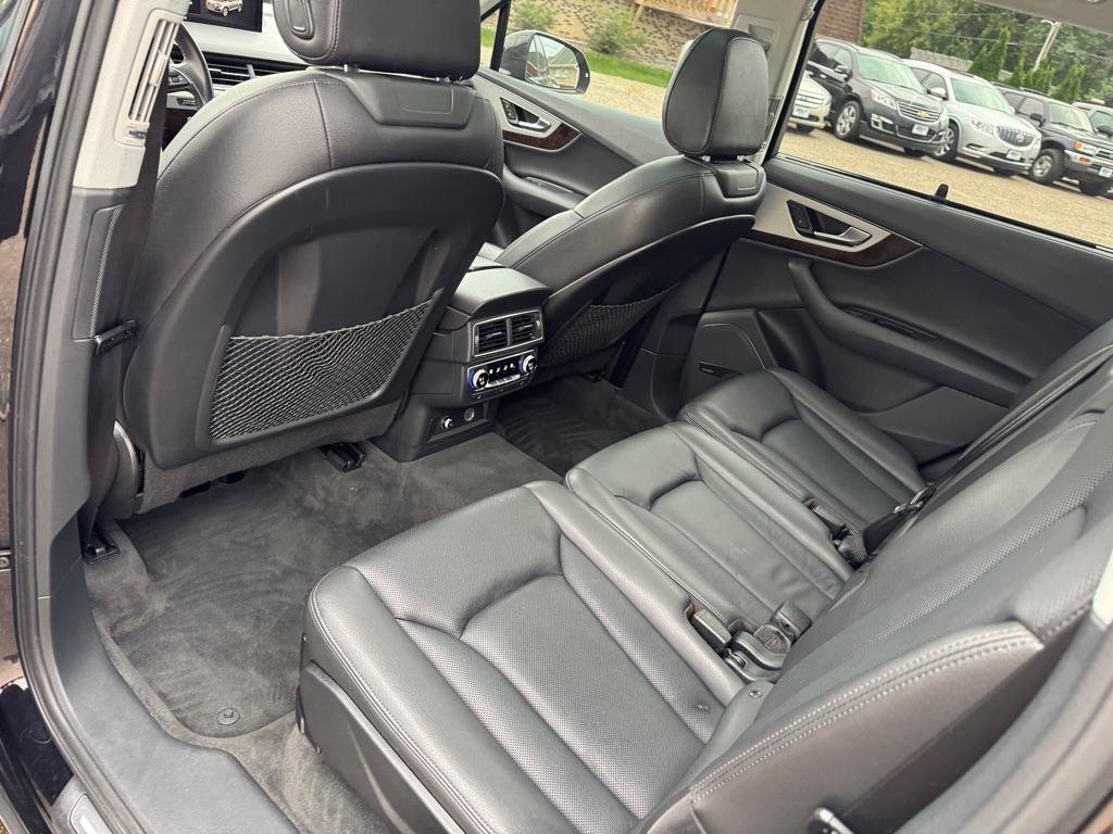 Used 2019 Audi Q7 2.0T Premium Plus w/ Premium Plus Package AWD/4WD image 21