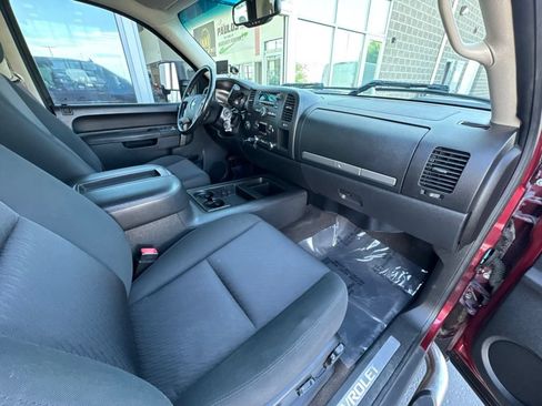 Used 2013 Chevrolet Silverado 2500 LT w/ Z71 Appearance Package AWD/4WD image 38
