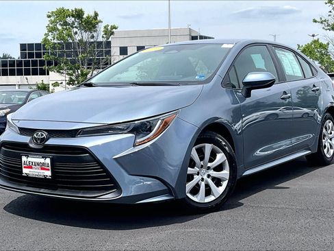 Used 2024 Toyota Corolla LE FWD image 1