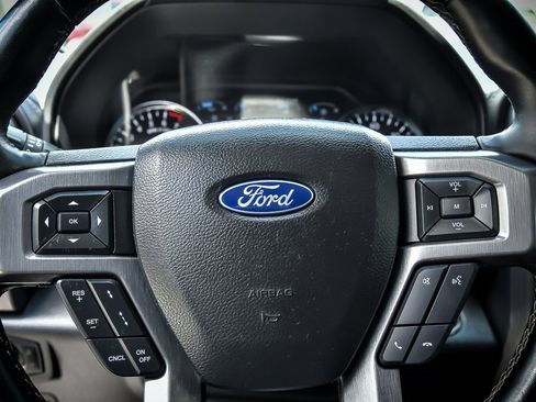 Used 2021 Ford Expedition Platinum image 21