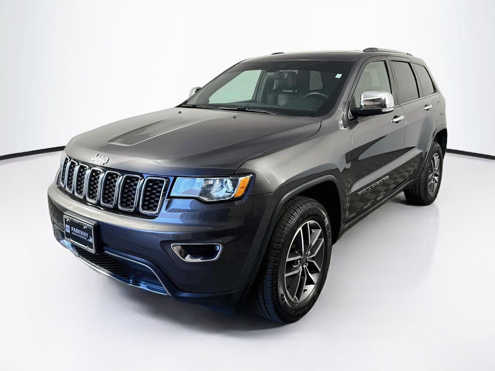 Used 2021 Jeep Grand Cherokee Limited AWD/4WD image 3