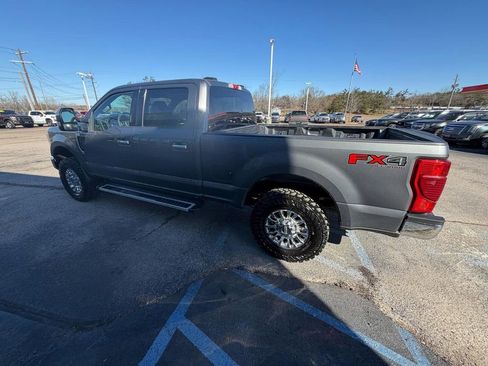 Used 2022 Ford F250 XLT w/ XLT Premium Package image 5