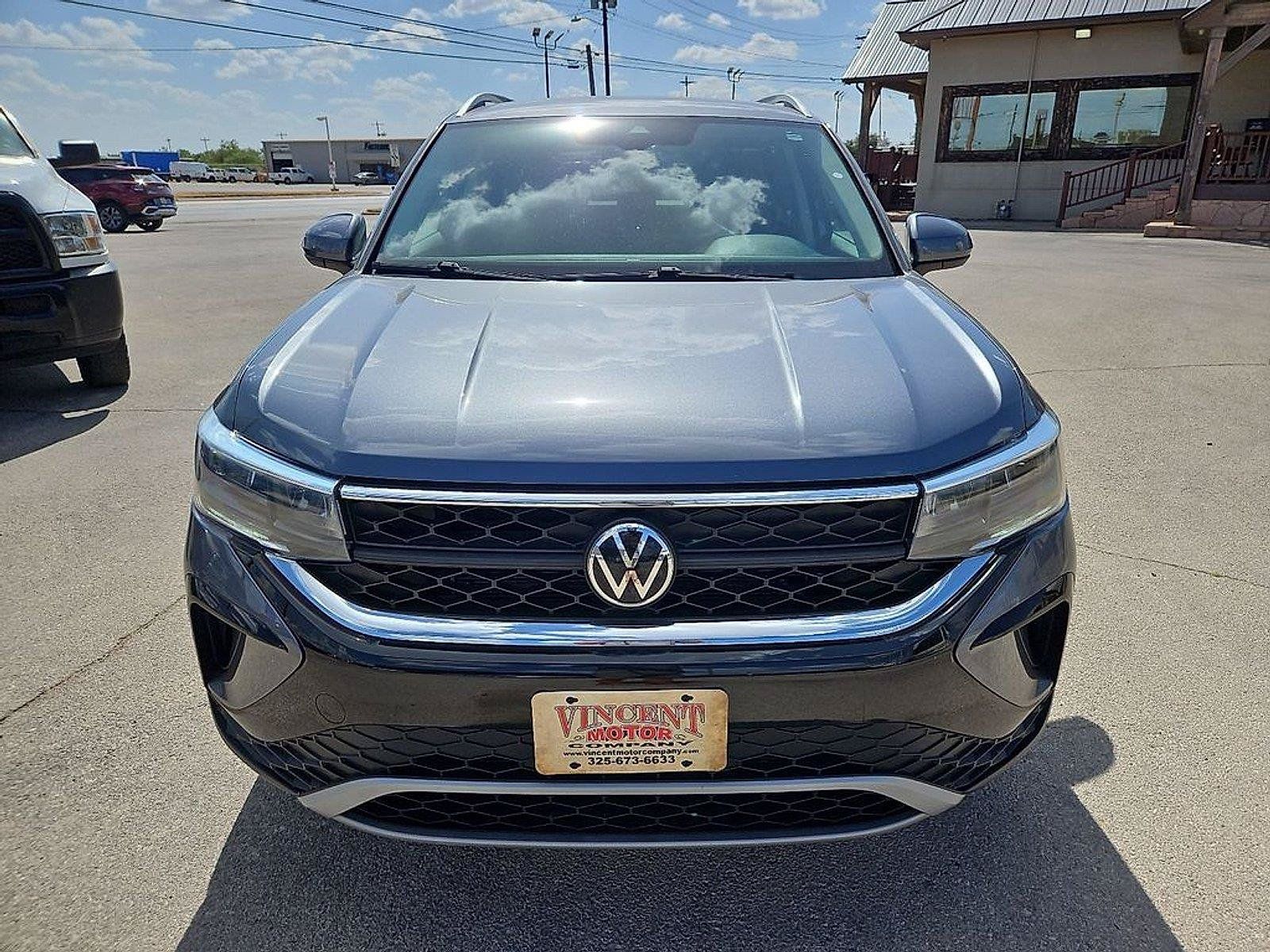 Used 2022 Volkswagen Taos SE AWD/4WD image 12