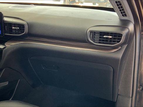 Used 2021 Ford Explorer Limited w/ Equipment Group 301A image 18