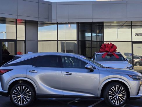 Used 2023 Lexus RX 350 Premium Plus image 3