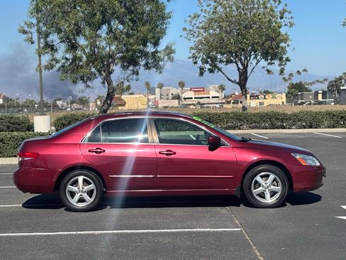 Used 2004 Honda Accord EX image 9