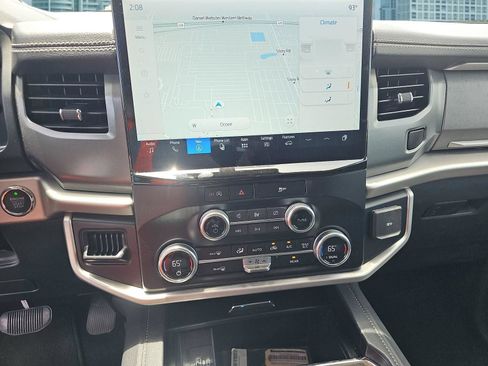 Used 2024 Ford Expedition Max XLT RWD image 27