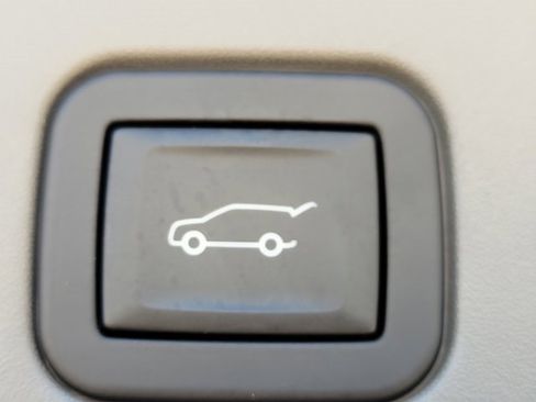 Used 2025 Cadillac XT5 Premium Luxury w/ Technology Package image 14