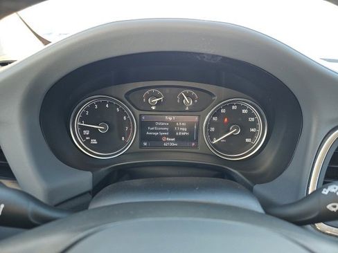 Used 2021 Buick Enclave Essence w/ Sport Touring Edition image 20