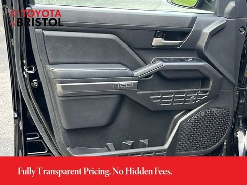 Used 2024 Toyota Tacoma TRD Sport AWD/4WD image 24