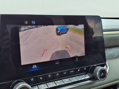Used 2024 Chevrolet Colorado ZR2 w/ ZR2 Convenience Package III AWD/4WD image 8