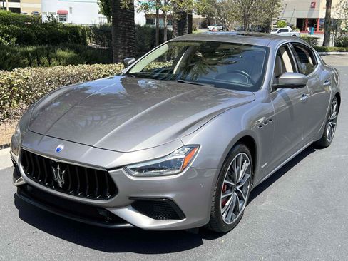 Used 2021 Maserati Ghibli S GranSport RWD image 23