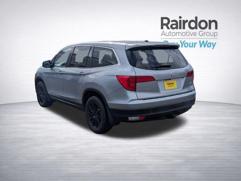Used 2018 Honda Pilot EX image 5