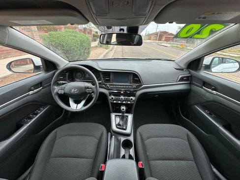 Used 2020 Hyundai Elantra SEL w/ Cargo Package (C1) FWD image 13