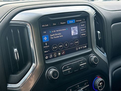 Used 2020 Chevrolet Silverado 1500 RST image 13