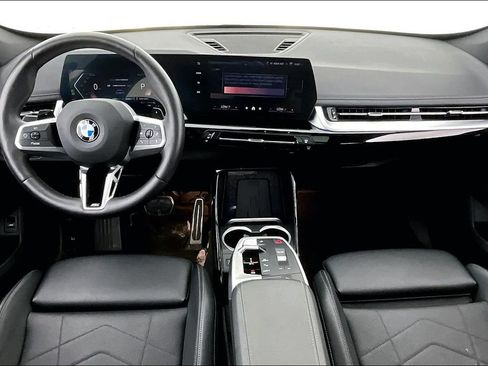 Used 2025 BMW X1 xDrive28i AWD/4WD image 18