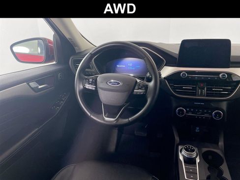 Used 2022 Ford Escape SEL w/ Technology Package AWD/4WD image 2
