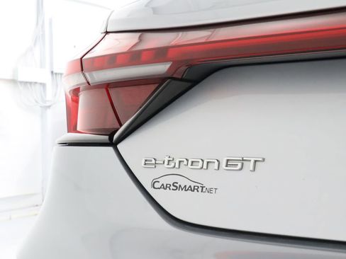 Used 2022 Audi e-tron GT Prestige w/ Prestige Package AWD/4WD image 12