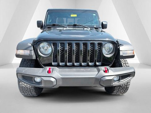 Used 2023 Jeep Gladiator Rubicon w/ Cold Weather Group AWD/4WD image 2