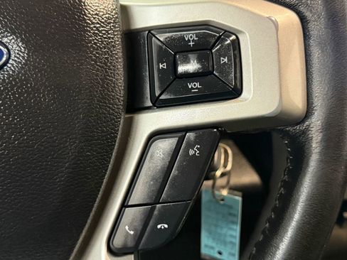 Used 2019 Ford F250 Lariat w/ Lariat Value Package image 24