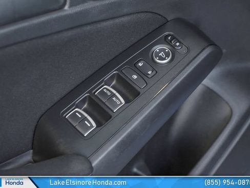 Used 2022 Honda Civic Sport image 14