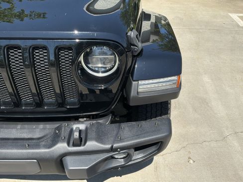 Used 2023 Jeep Wrangler Freedom Edition image 6