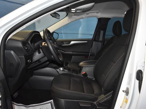 Used 2025 Ford Escape Active image 6