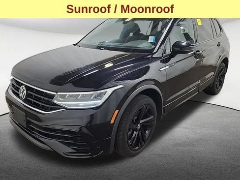 Used 2023 Volkswagen Tiguan SE R-Line AWD/4WD image 4