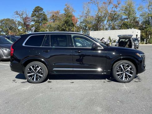 New 2026 Volvo XC90 B6 Core image 30