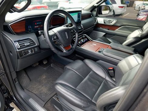 Used 2023 Lincoln Navigator L Reserve AWD/4WD image 18