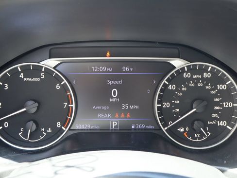 Used 2025 Nissan Altima 2.5 SV FWD image 9