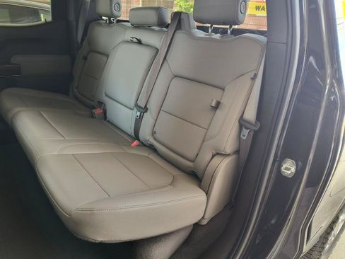 Used 2021 GMC Sierra 1500 SLT AWD/4WD image 22