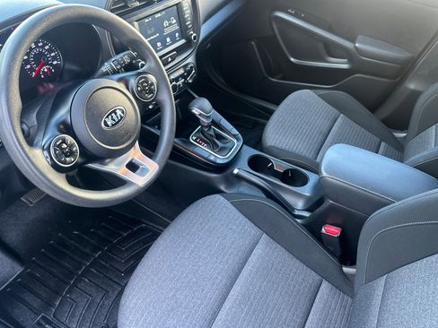 Used 2021 Kia Soul S image 10