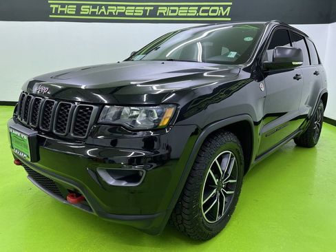 Used 2020 Jeep Grand Cherokee Trailhawk AWD/4WD image 5