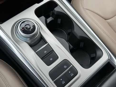 Used 2023 Ford Explorer Limited w/ Equipment Group 301A image 36