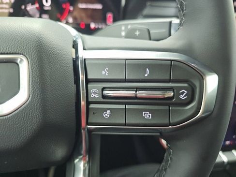 New 2026 GMC Acadia Elevation image 14