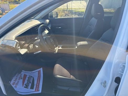 New 2026 Nissan Kicks SR w/ SR Premium Package image 11