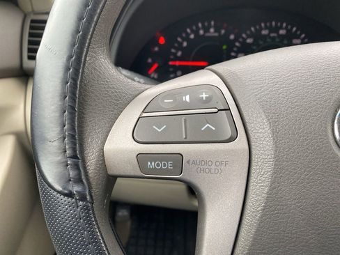 Used 2009 Toyota Camry LE image 15