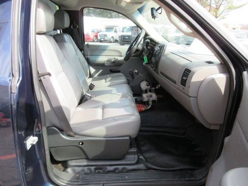 Used 2007 Chevrolet Silverado 3500 W/T w/ Snow Plow Prep Package AWD/4WD image 11