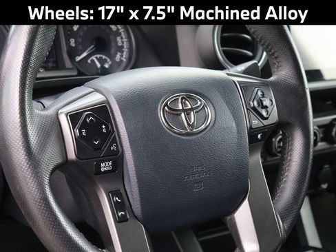 Used 2017 Toyota Tacoma TRD Sport w/ Tow Package AWD/4WD image 21